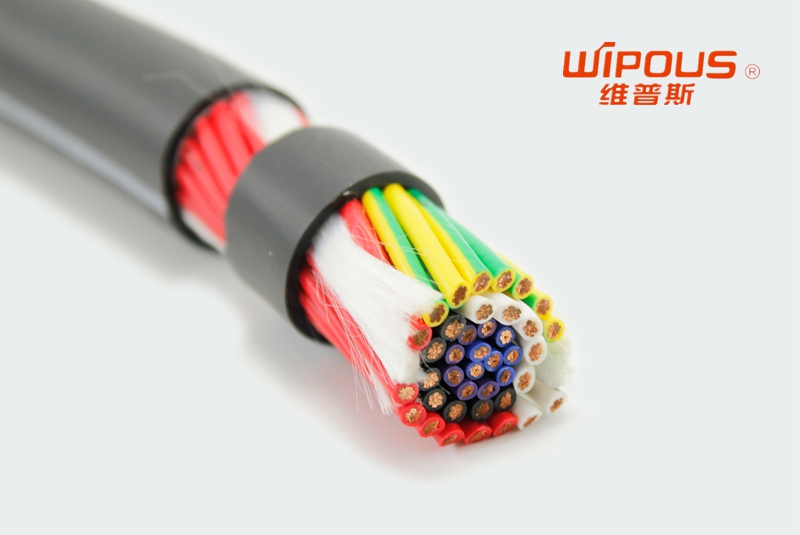 <a href=http://www.quseng.cn/ target=_blank class=infotextkey>拖鏈電纜</a>1.jpg